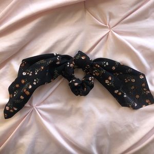Ribbon Scrunchie